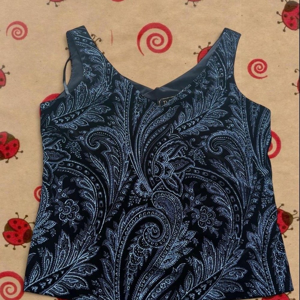 Tanktop - Picture 1 of 2